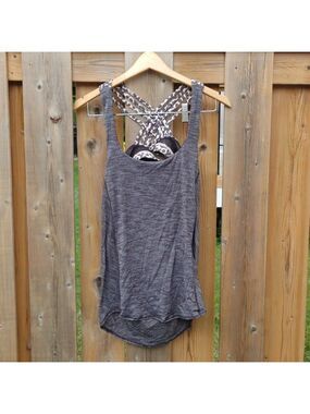 Lululemon Built in Bra Tank Size 4 Cheetah Print Bra